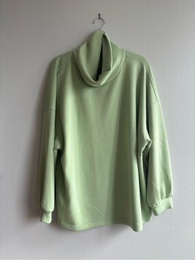 💚Green Sweatshirt